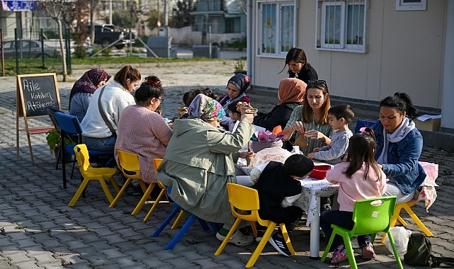 bornovali miniklere cim adam atolyesi