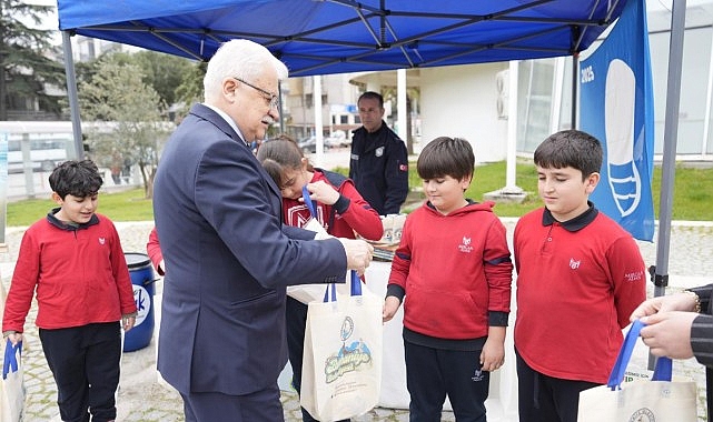 burhaniye belediyesinden uluslararasi sifir atik gunune anlamli etkinlik