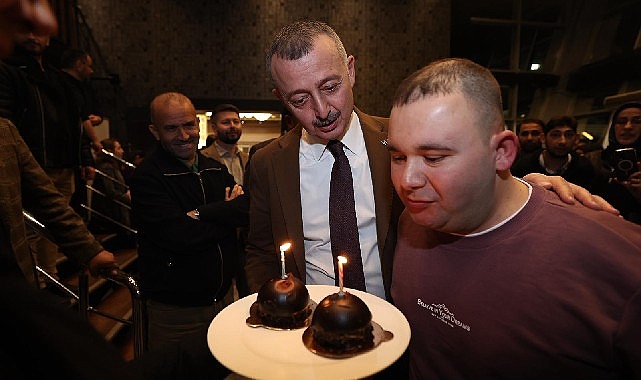 buyukakindan arife dogum gunu surprizi