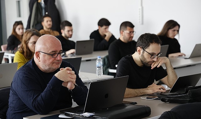 Büyükşehir’den teknoloji meraklısı gençlere yapay zekâ eğitimi 1 buyuksehirden teknoloji meraklisi genclere yapay zeka egitimi