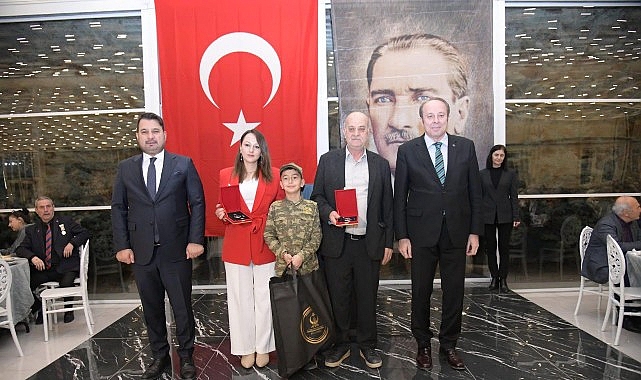 canakkale ruhu kahramankazanda yasatildi