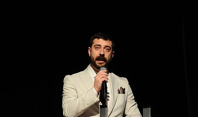 canakkale ruhu karsiyakada sahneye tasindi