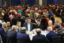 cankayada engel yok baskan guner ayni sofrada bulusturdu