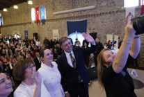 cesaretin adi kadin 103 yillik cesaret zirvesi