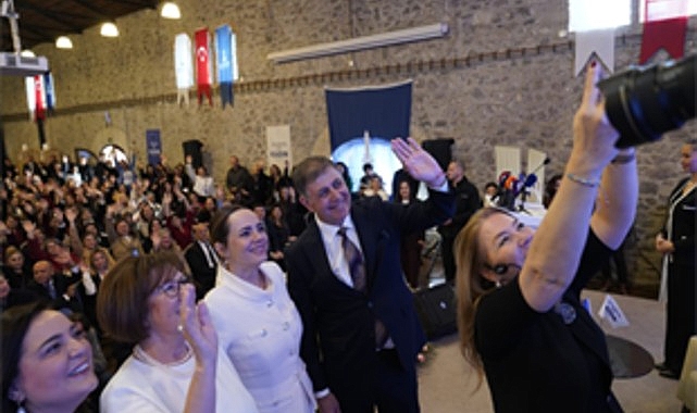 cesaretin adi kadin 103 yillik cesaret zirvesi