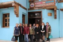 dayanisma merkezinde kadin haklari konusuldu