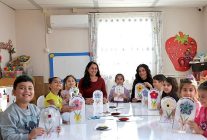 didimde miniklerden kadinlar gunune renkli dokunus