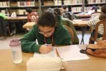 efes selcuk belediyesinden sinav yolundaki ogrencilere destek