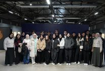 gencler mukaddes emanetlere sahip cikiyor