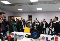 girisimci adaylari sanayinin kalbinden ilham aldi