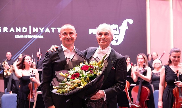 gurer aykalin zafer konseri esliginde gorkemli bir donusum grand hyatt izmir istinyepark