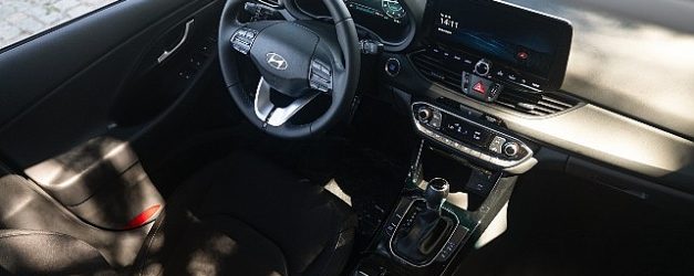 hyundai i30 yeni motoruyla simdi daha guclu ve iddiali 1