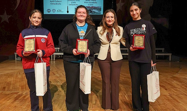 istiklal marsinin kabulunun 105 yili kutlandi