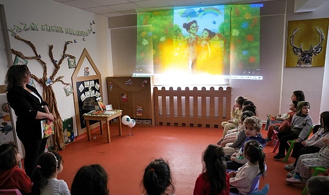 izmir depreminin mucizesi ayda ile evlatlarini kaybeden anne cocuklara depremi anlatti