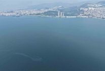 izmir korfezinde yine dis kaynakli kirlilik alarmi