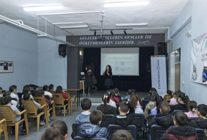 izmirde cocuklar iklim icin ayakta