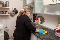 karsiyakada evde temizlik hizmeti basladi