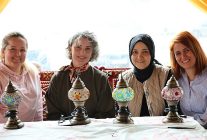 kartepe kent meydaninda sanat ruzgari