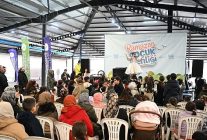 kartepede bayram cocuklarin nesesiyle guzellesti