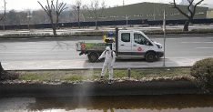 keciorende larva mucadelesi ve bordo bulamaci uygulamalari araliksiz devam ediyor