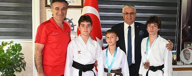 kemer belediyesi karate takimindan iki madalya