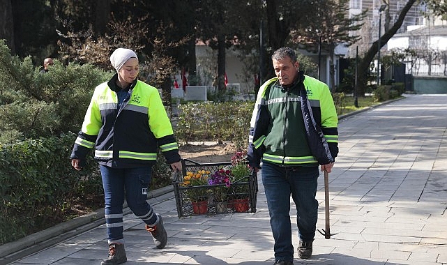 konaktan sehitlere vefa bayram oncesi temizlik ve bakim seferberligi