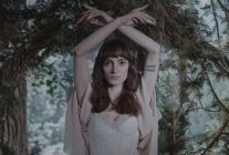 lelielden icsel bir yuzlesme soz gelimi synthetic stars yayinda