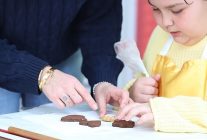 menderesin engelsiz evinde kurabiye etkinligi