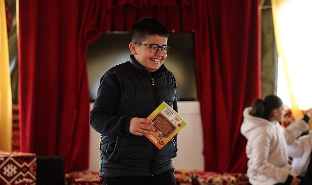 minik kitapseverlere ozel soylesi ve imza gunu