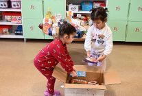 minik yureklerden ihtiyac sahiplerine ramazan kolisi