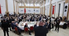 nallihan ve kahramankazanlilarla iftar sofrasinda bulustu