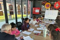 niluferde ara tatilde cocuklar depoda