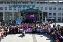 niluferde kadinlar tek ses oldu esitlik ses ister biz buradayiz