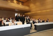 niluferin genc sporculari basarilarini belediye meclisinde paylasti