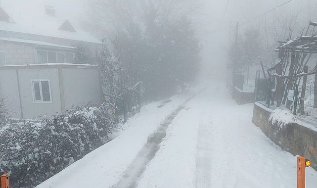 osmangazi belediyesinden bayramda karla kesintisiz mucadele