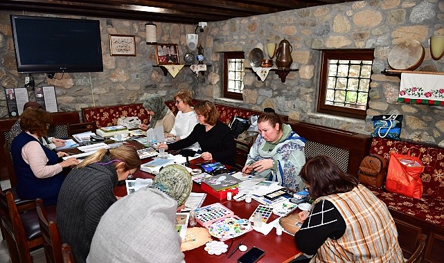 osmangazide minyatur sanati kadinlarla hayat buluyor