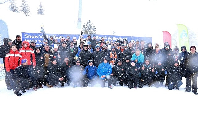 osmangaziden uludagda nefes kesen kar voleybolu solen