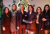 oznur tugay kadinlar icin degisimi guc birligiyle saglayalim