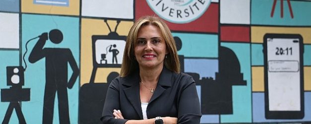 prof dr gul esra atalay dijital dunyada da insan kalmayi ogrenmemiz gerekiyor