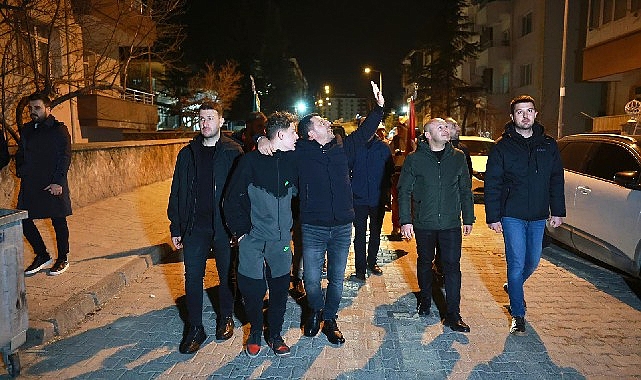 Sahur Geleneğimiz Nevşehir Sokaklarında Sürüyor 1 sahur gelenegimiz nevsehir sokaklarinda suruyor