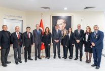 sehit aileleri derneklerinden baskan tugaya ziyaret