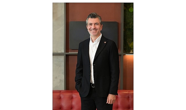 upt turanbank is birligi ile uluslararasi para transferini mobilde buyutuyor