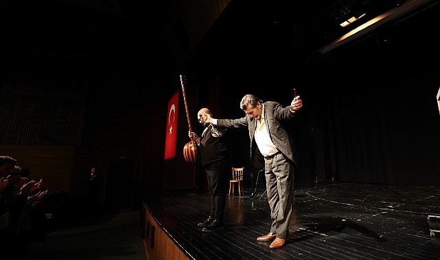 velinin oglu orhan kucukcekmecede seyirciyle bulustu