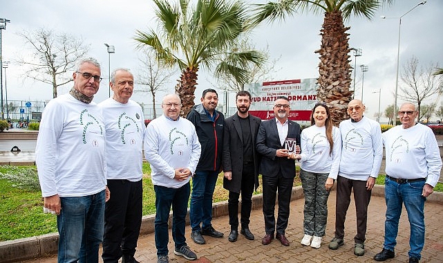 voleybolun unutulmazlari karsiyakada yasayacak