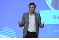 yenilige adapte olamayan is dunyasinda kalici olamaz