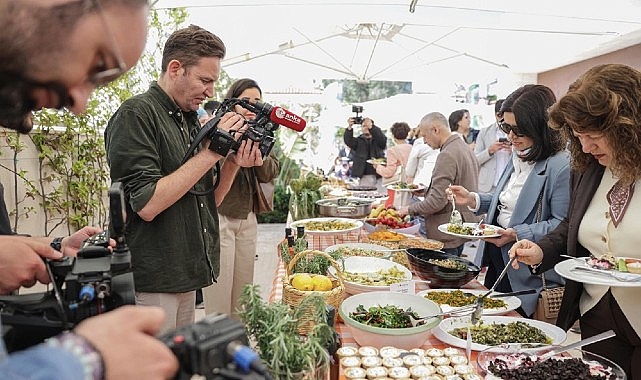 15 uluslararasi alacati ot festivali izmirde tanitildi koklerden dunyaya yolculuk basliyor