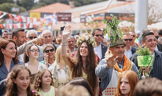 15 uluslararasi alacati ot festivali yuz binlerce kisiyi agirladi
