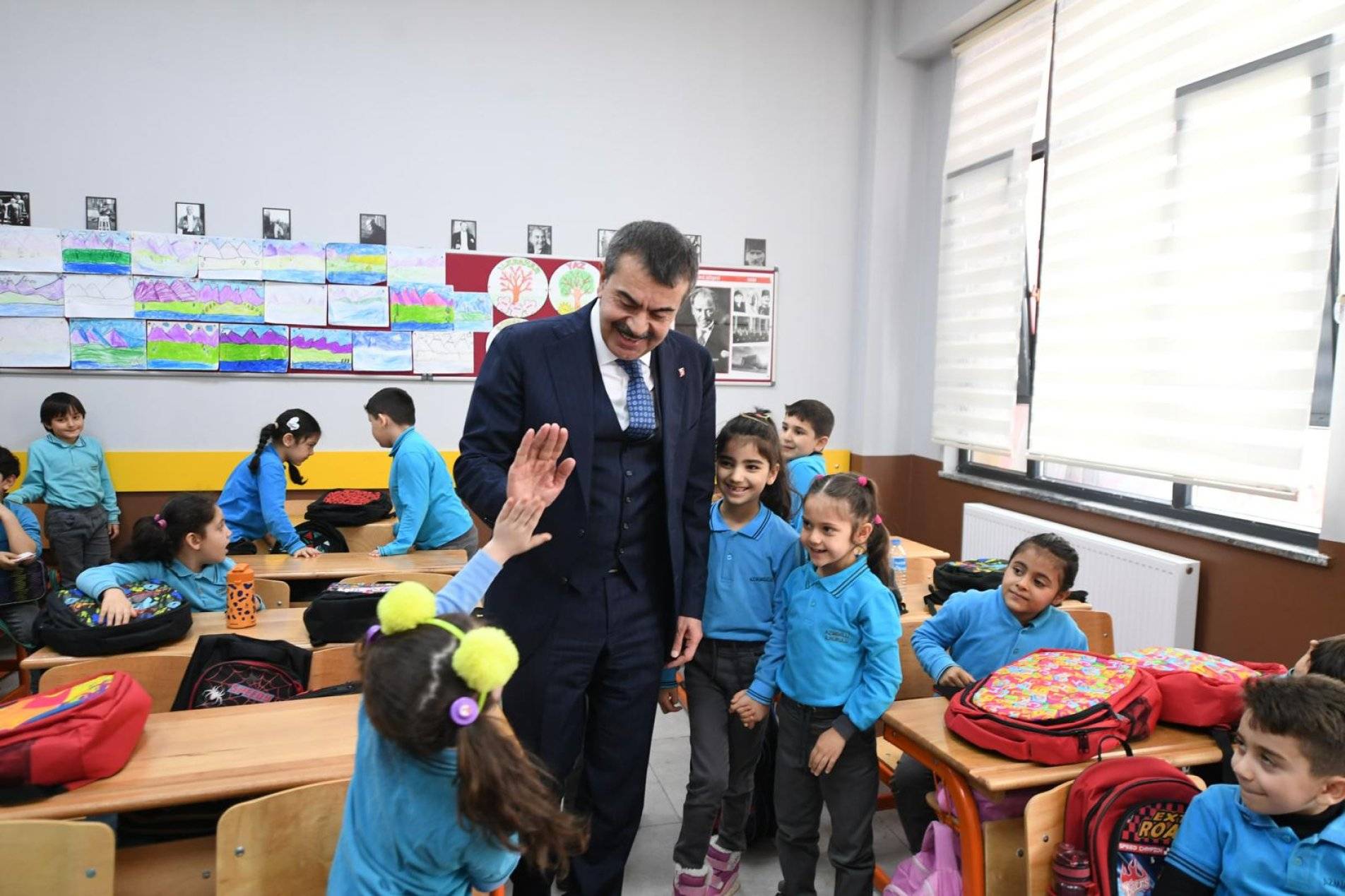 21144525 BAKAN YUSUF TEKYN DUZCEDE YLKOKUL ACILIYINA KATILDI 6