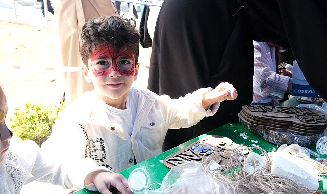 23 nisan coskusu cocuklarla paylasilacak