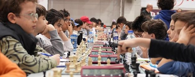 23 nisan satranc turnuvasi kadikoyde gerceklesti